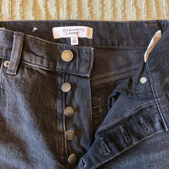 Dynamite Rosie Black Jeans - Picture 4 of 5